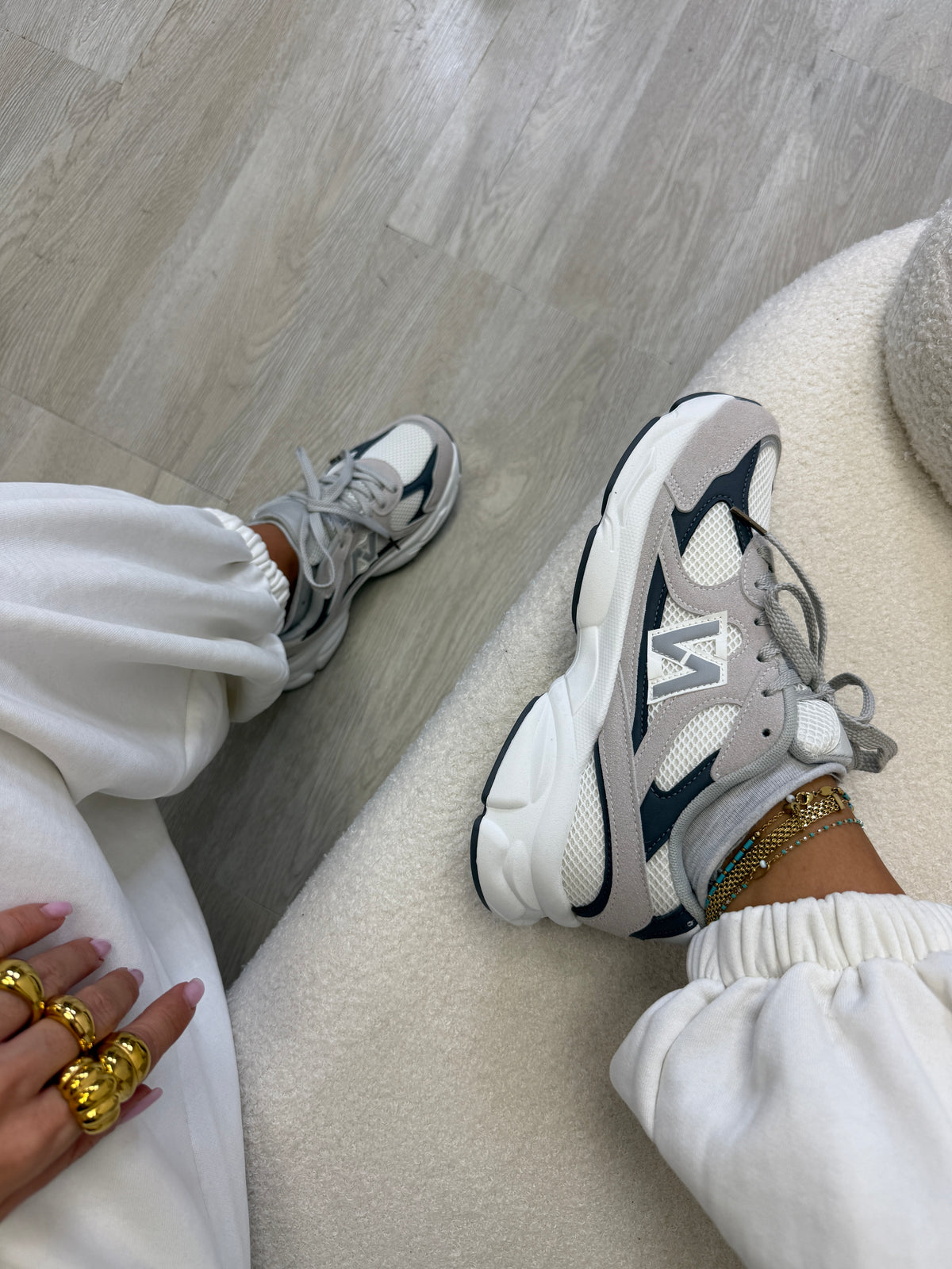 SNEAKERS DUPE 530