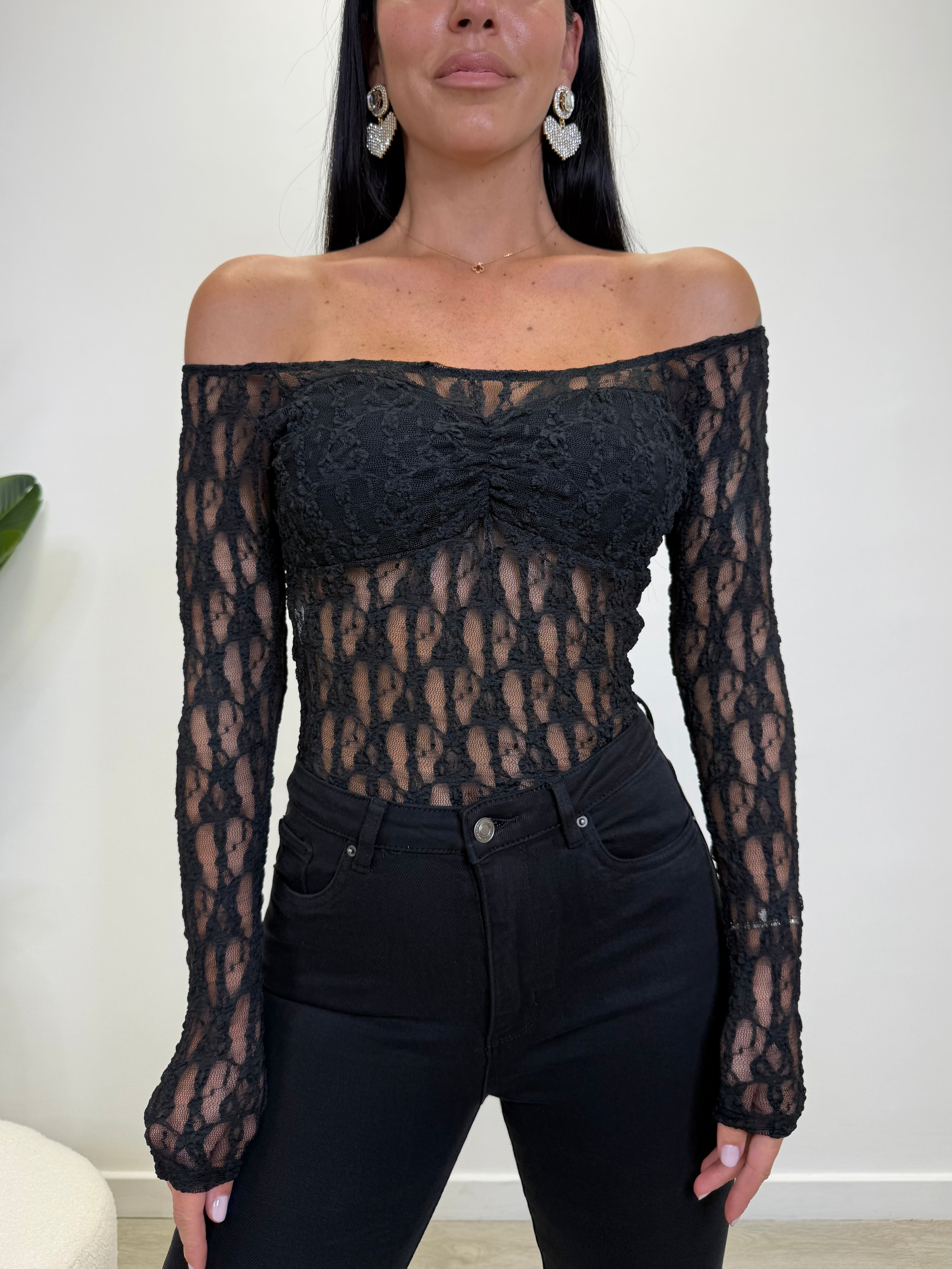 MAGLIA SCOLLO A BARCA IN PIZZO 16615