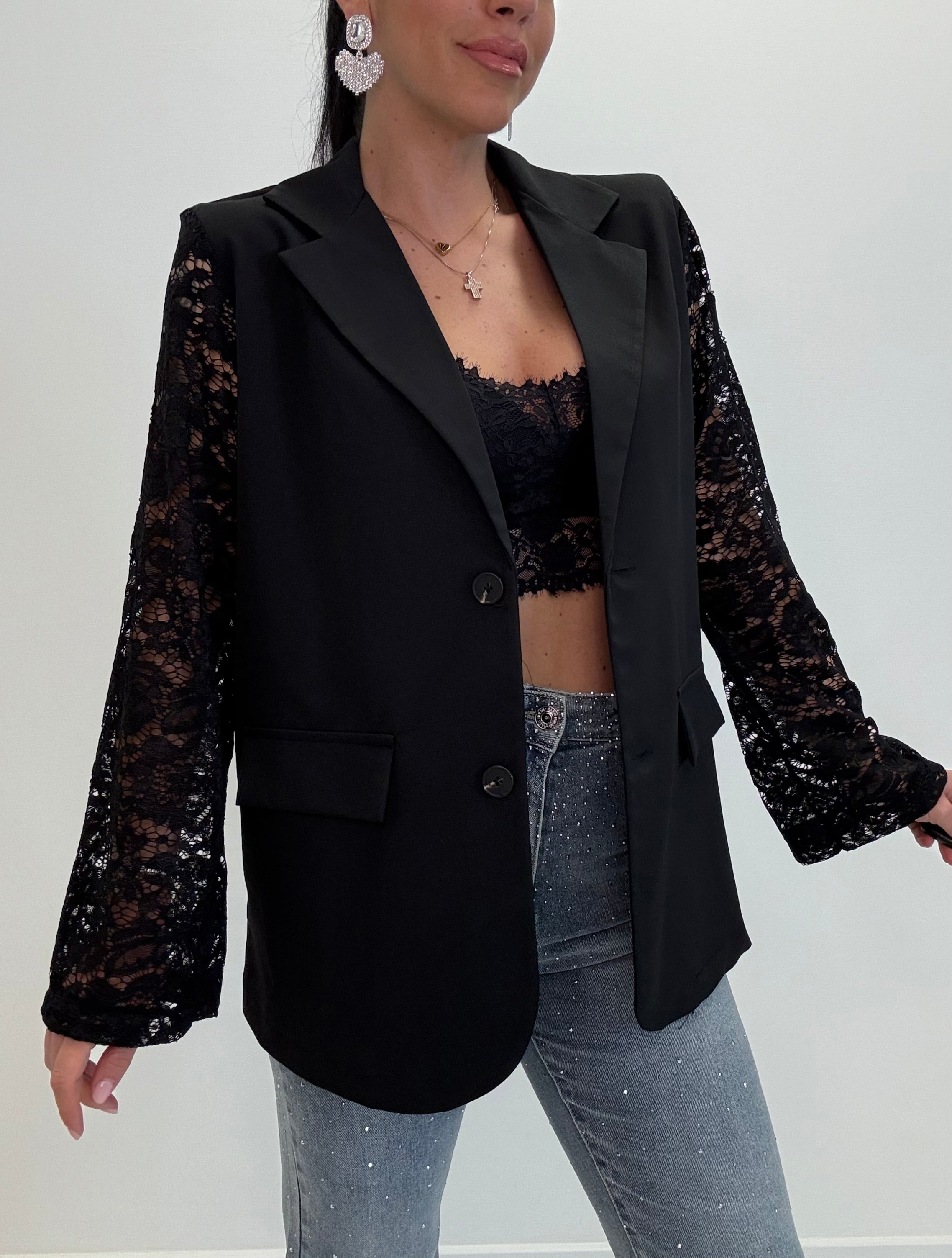 GIACCA CON MANICHE IN PIZZO 6372