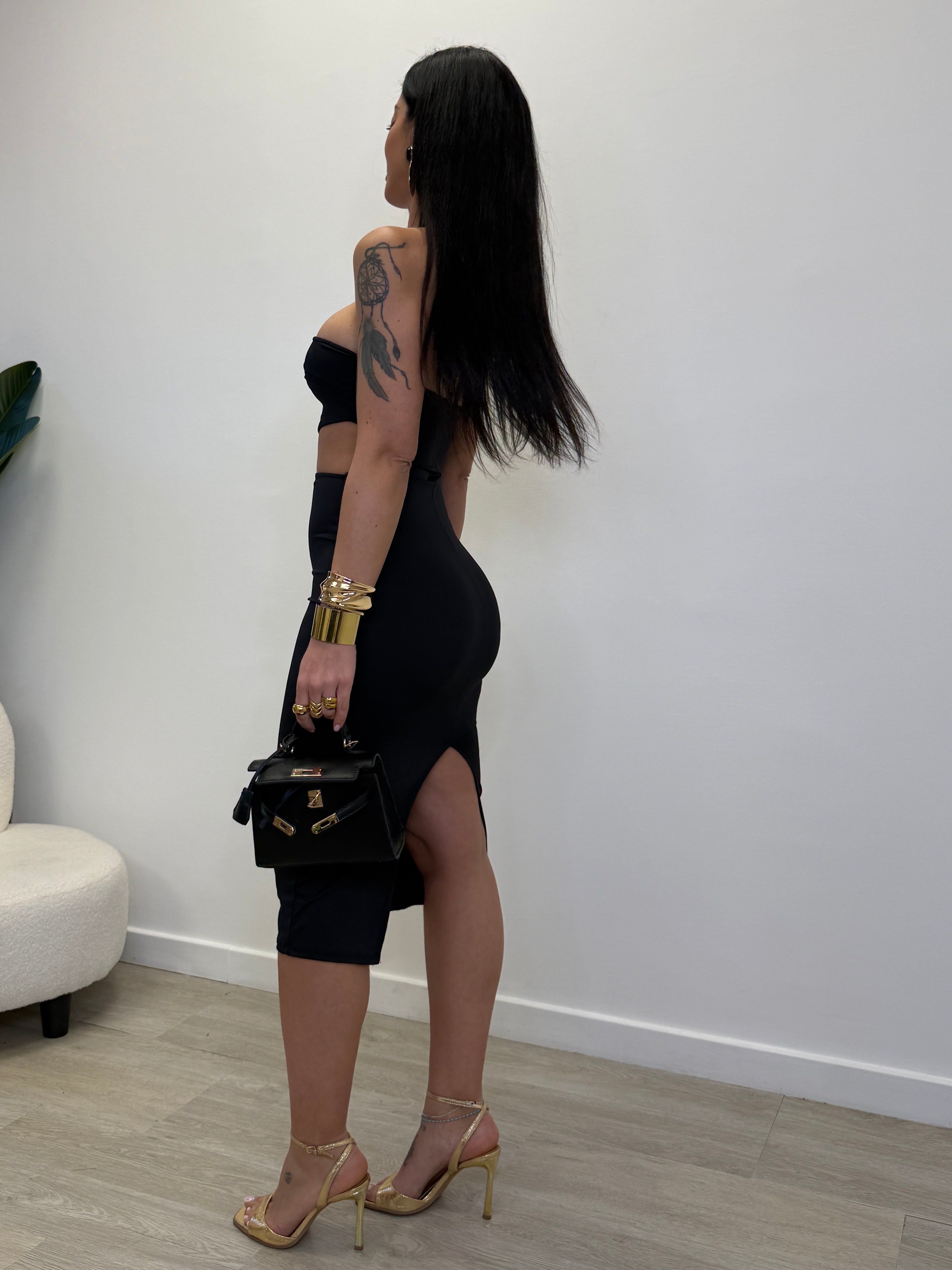 TUBINO CUT OUT 20330