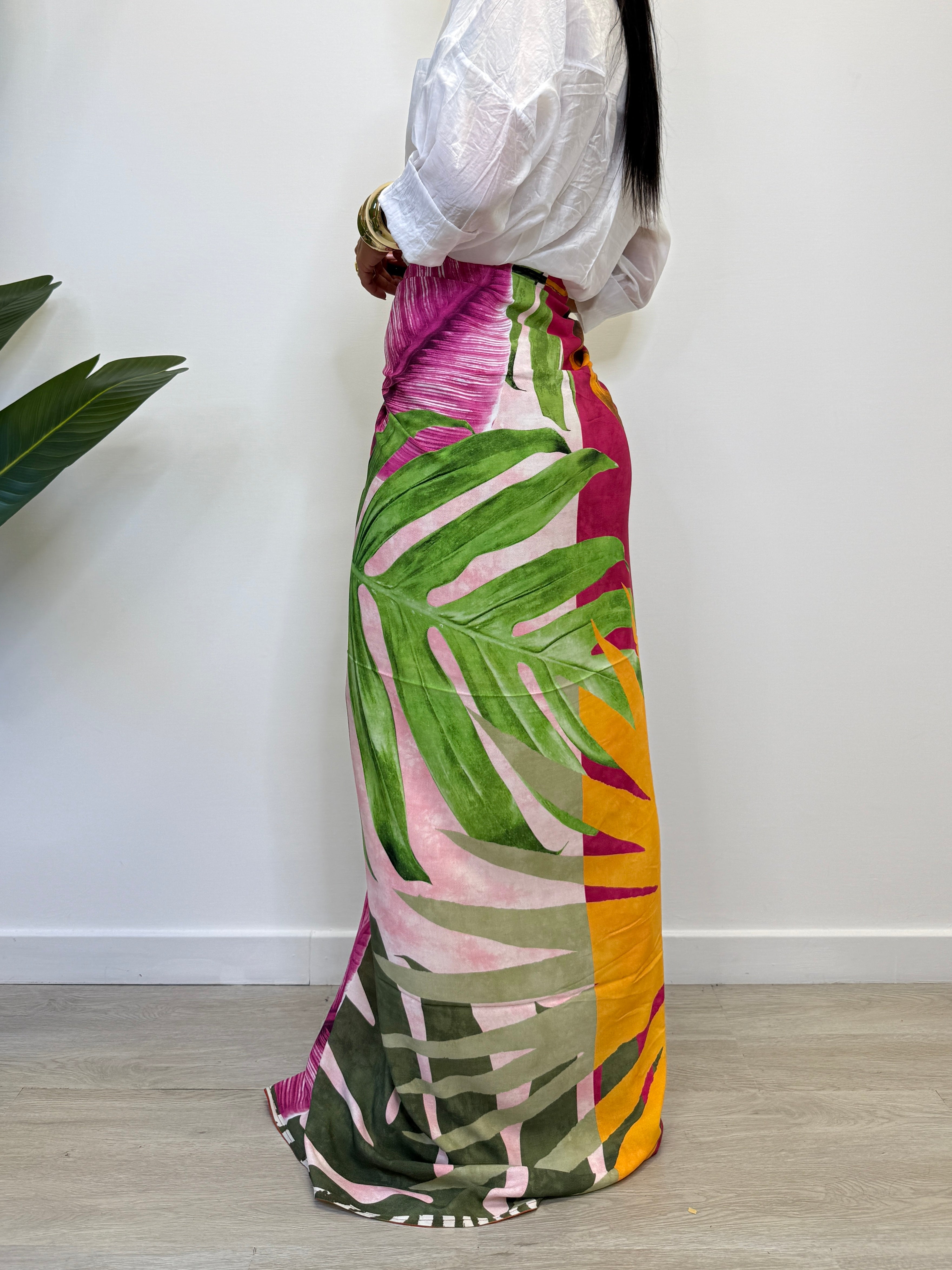 PAREO LUMINA TROPICAL 5870