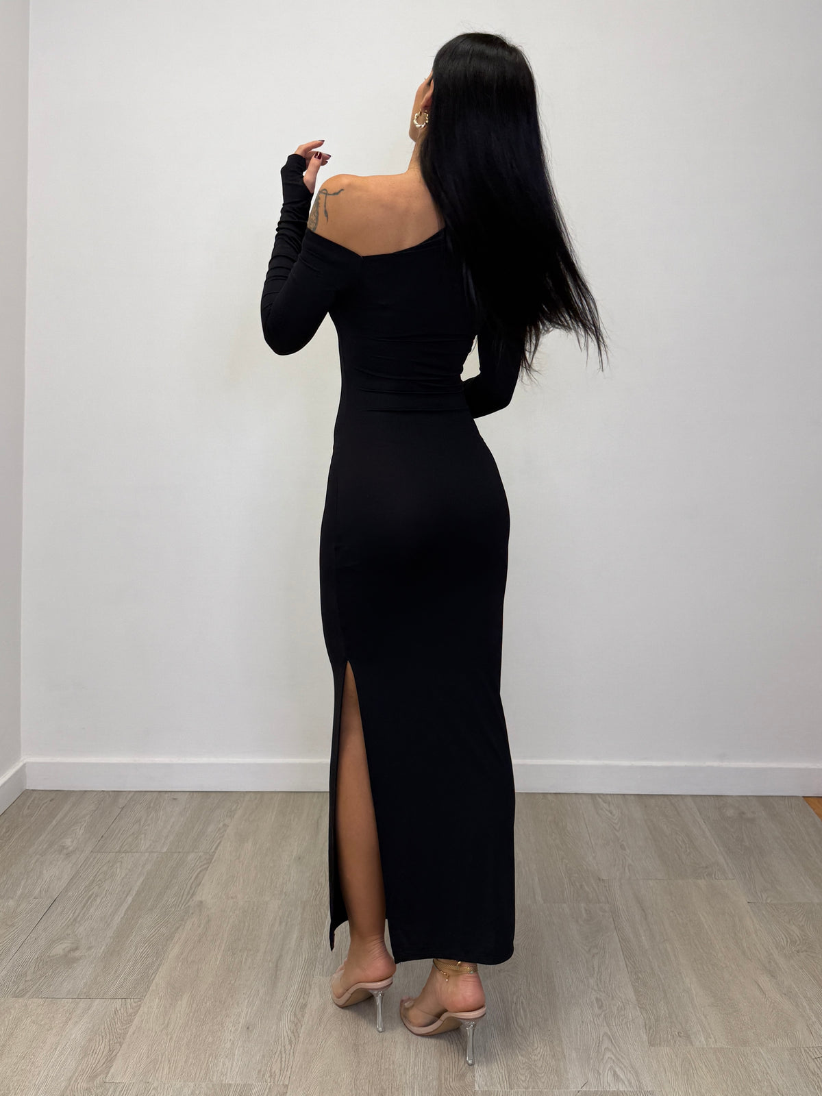 ABITO KIM LUNGO