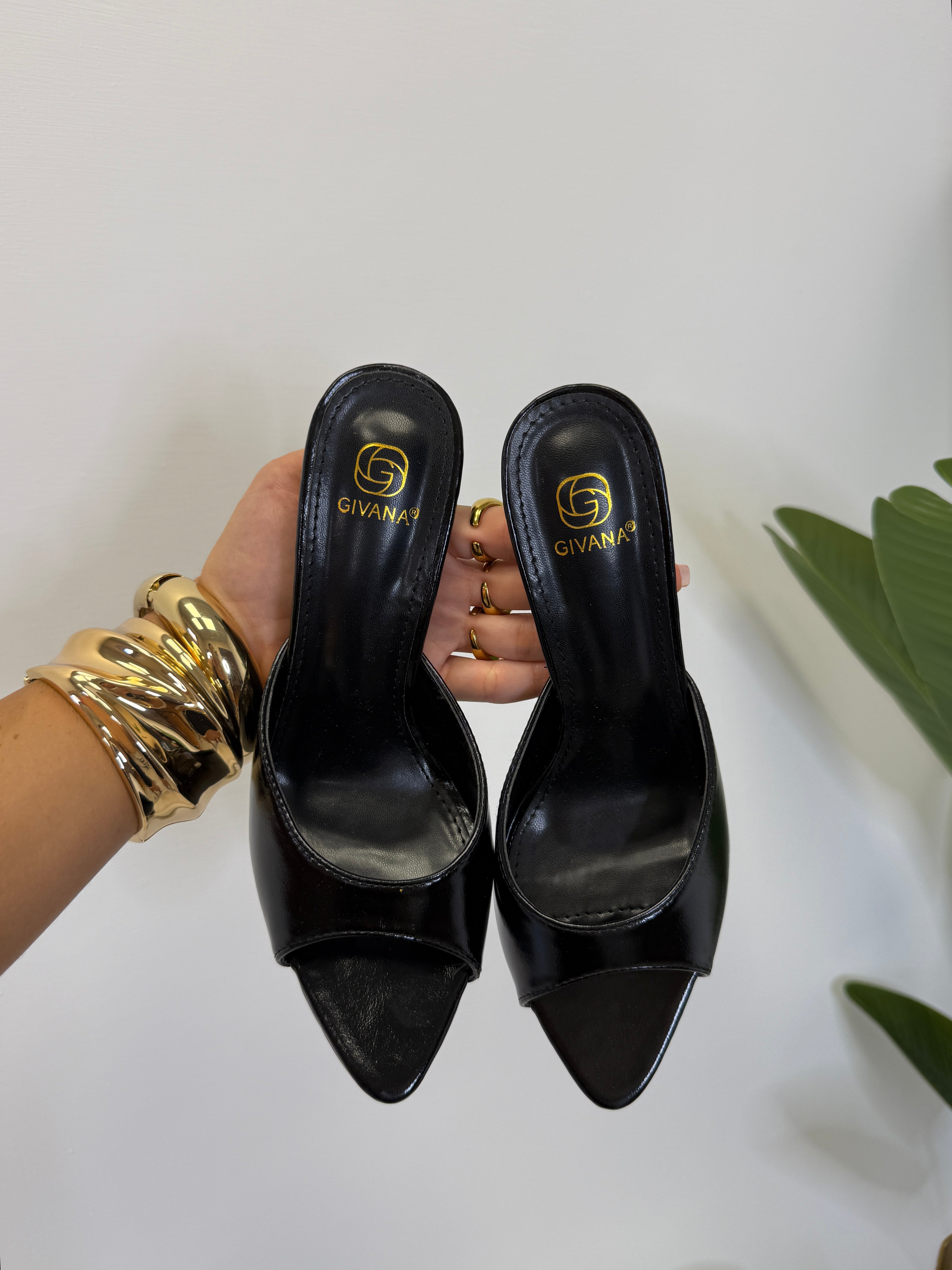 MULE ICONIC 5349