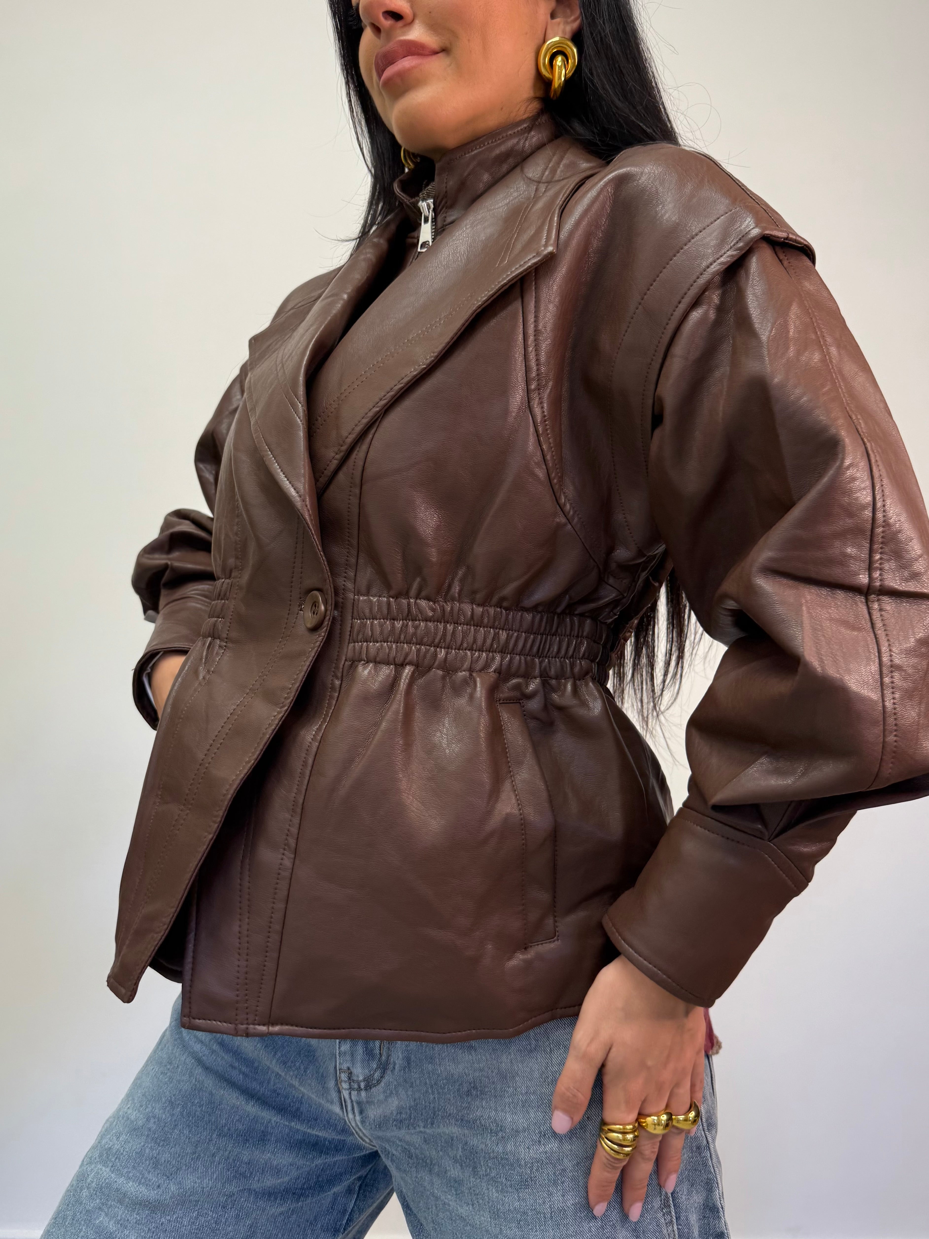 GIACCA CON ELASTICO EFFETTO PELLE 2462