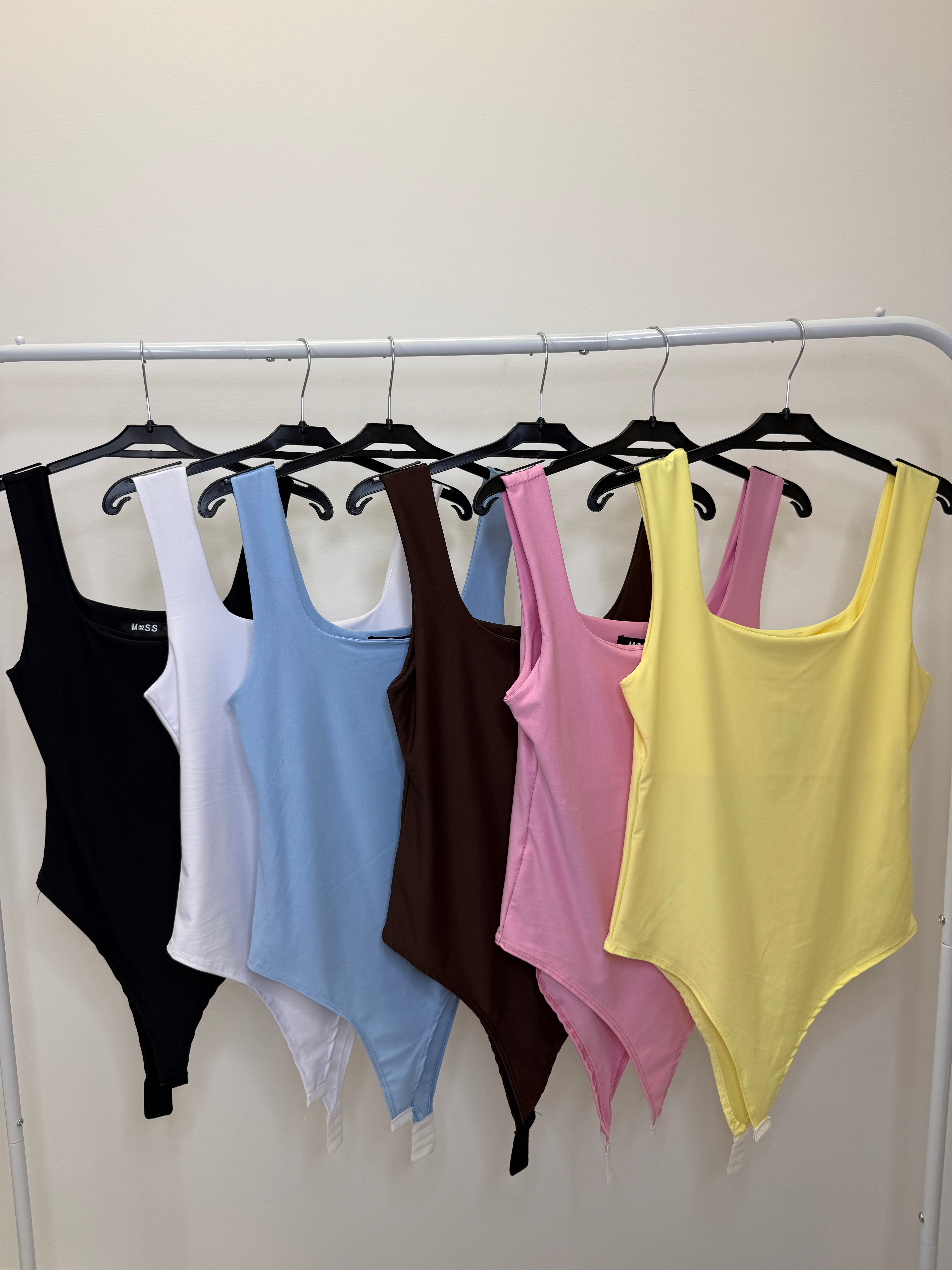 BODY SQUARE 5835