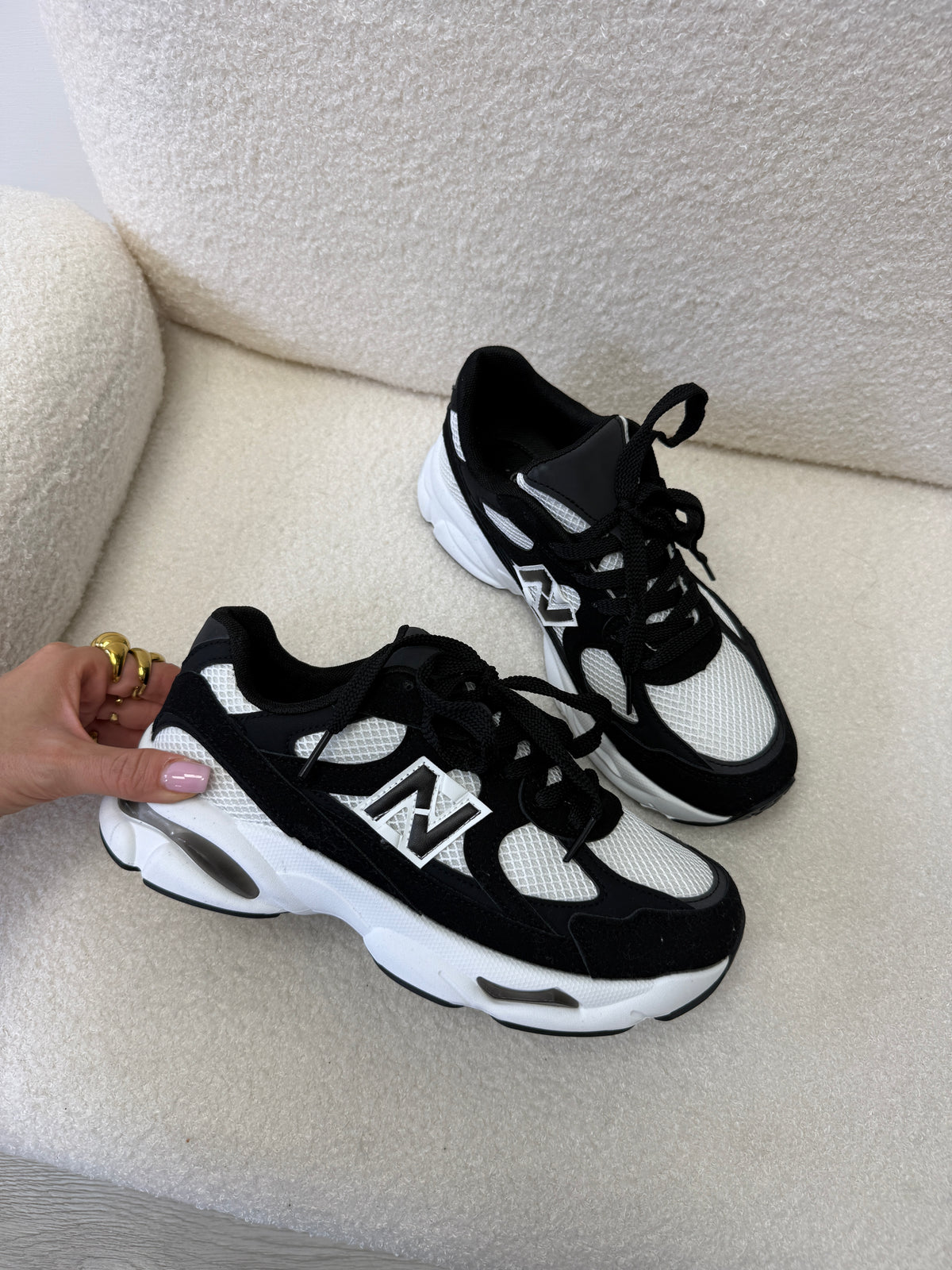 SNEAKERS DUPE 530