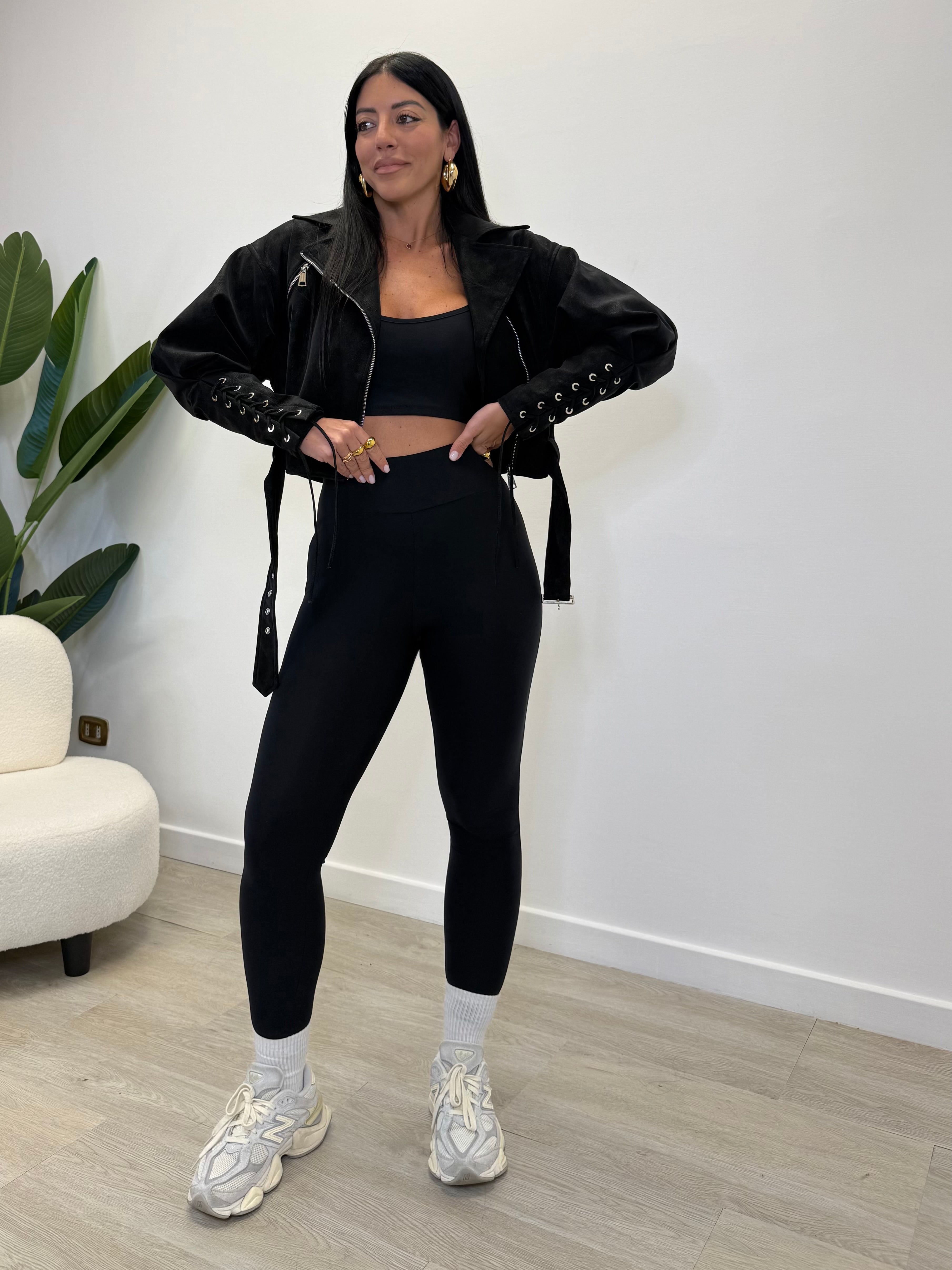 CHIODO EFFETTO PELLE CON STRINGHE  6681