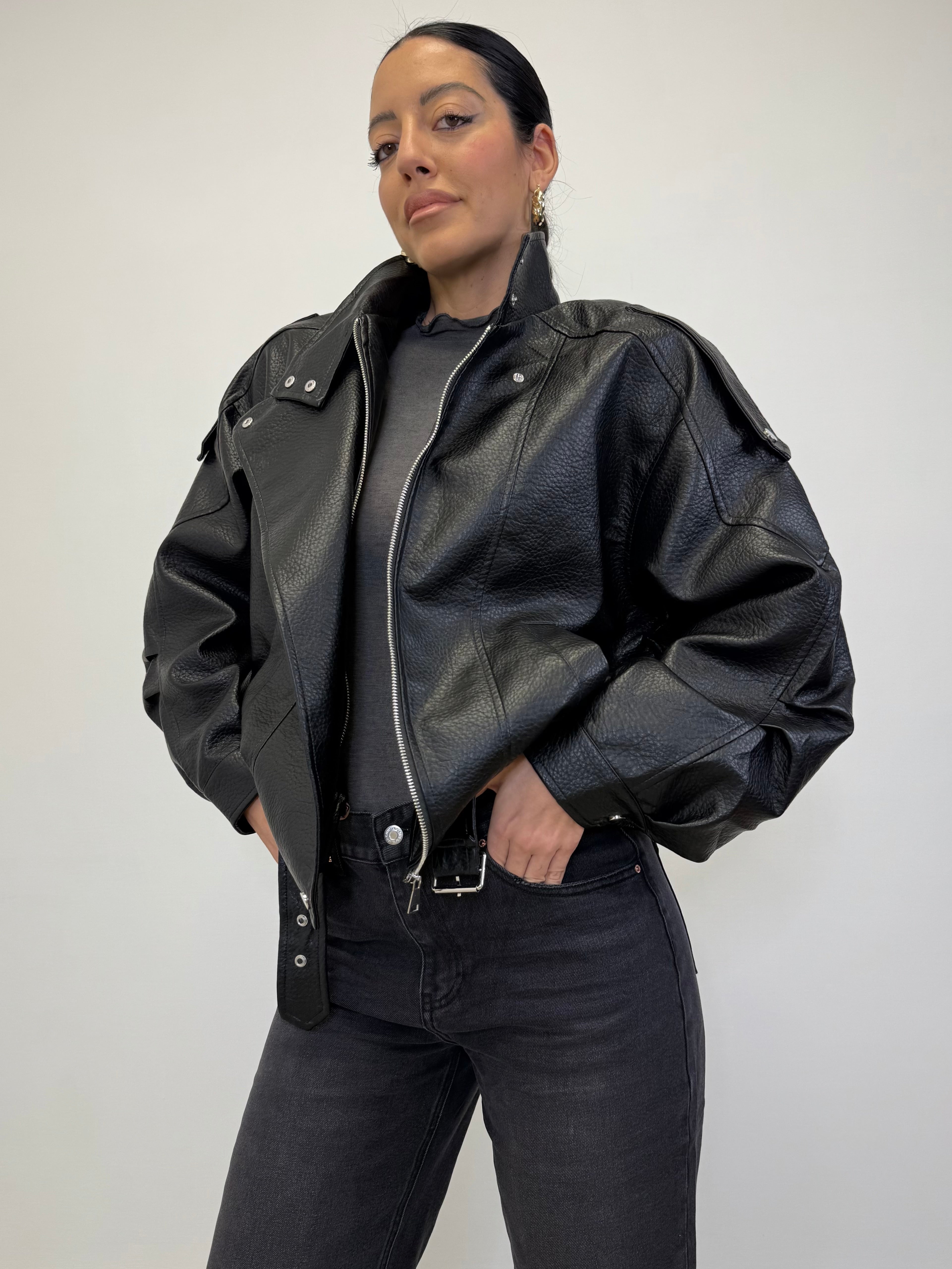 CHIODO EFFETTO PELLE MARTELLATA 6680